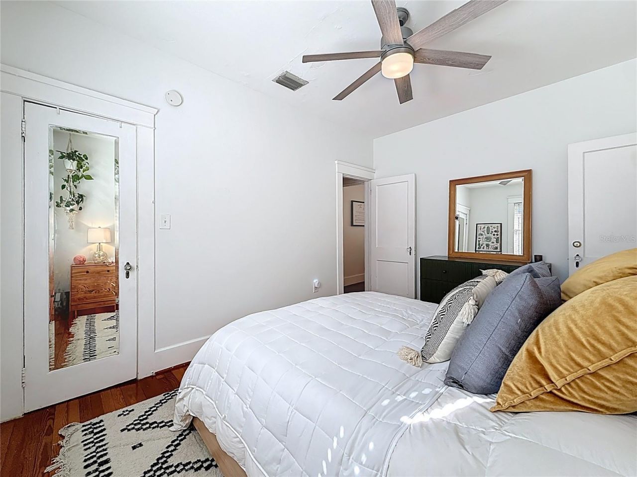 146 13th Avenue Ne, Saint Petersburg, FL 33701 Photo