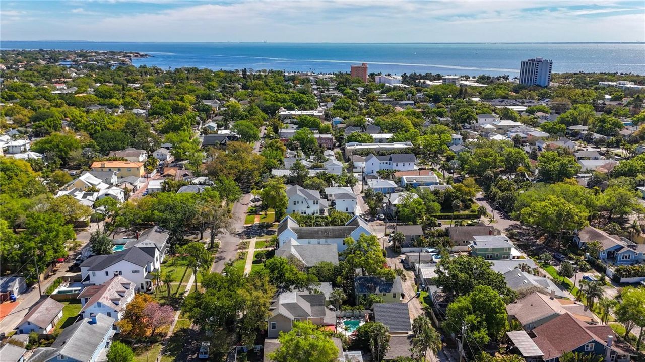 146 13th Avenue Ne, Saint Petersburg, FL 33701 Photo