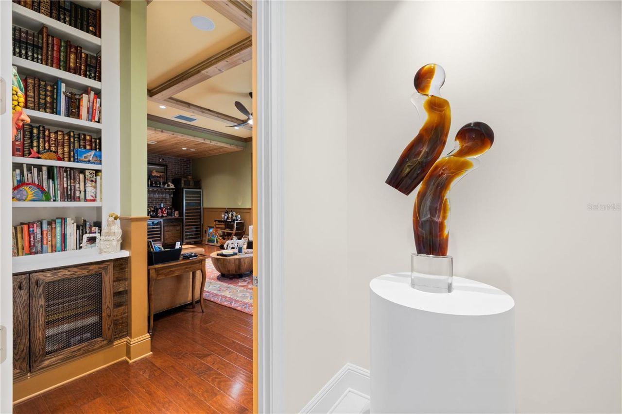 1 Palm Terrace, Unit 604, Clearwater, FL 33756 Photo