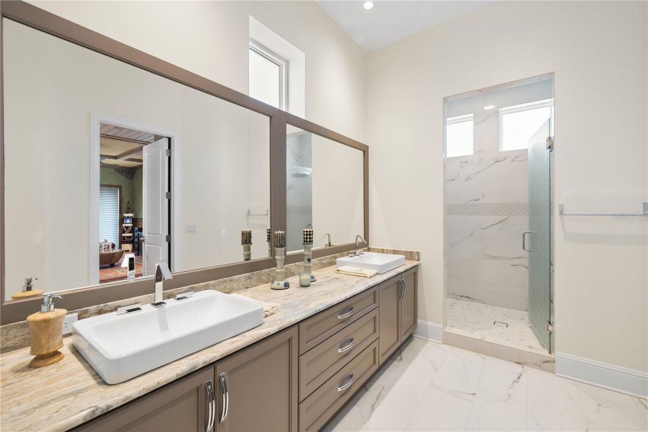 1 Palm Terrace, Unit 604, Clearwater, FL 33756 Photo