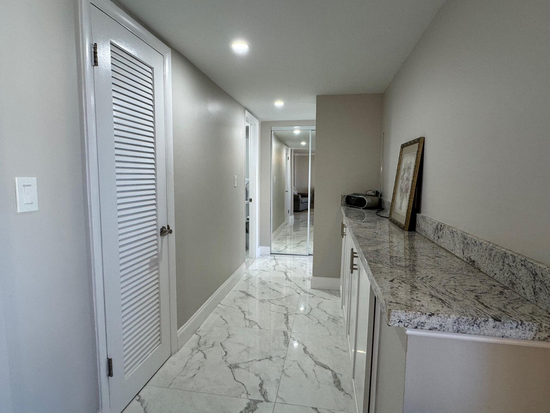 305 N Pompano Beach Boulevard, Unit 1007, Pompano Beach, FL 33062 Photo