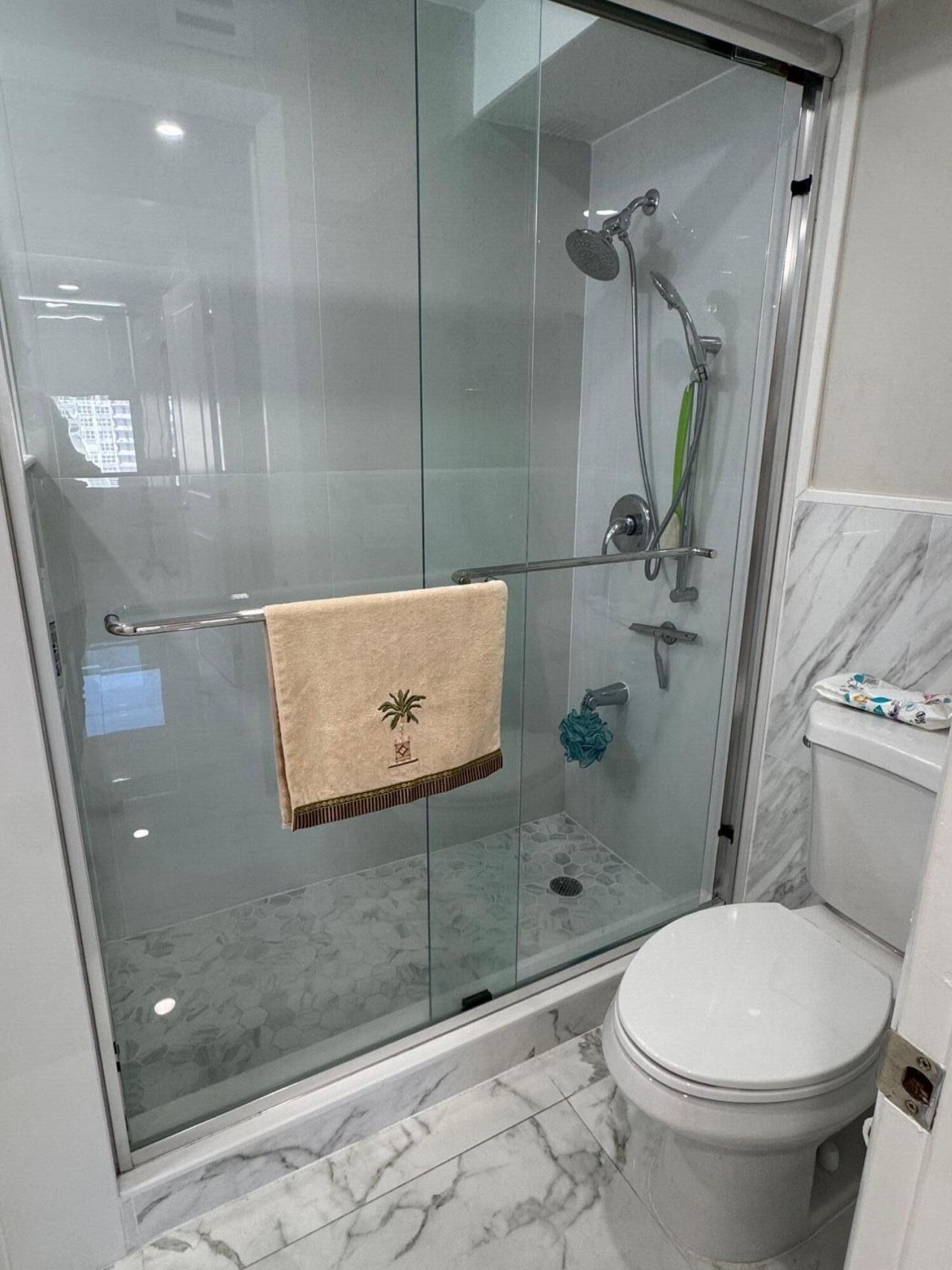 305 N Pompano Beach Boulevard, Unit 1007, Pompano Beach, FL 33062 Photo