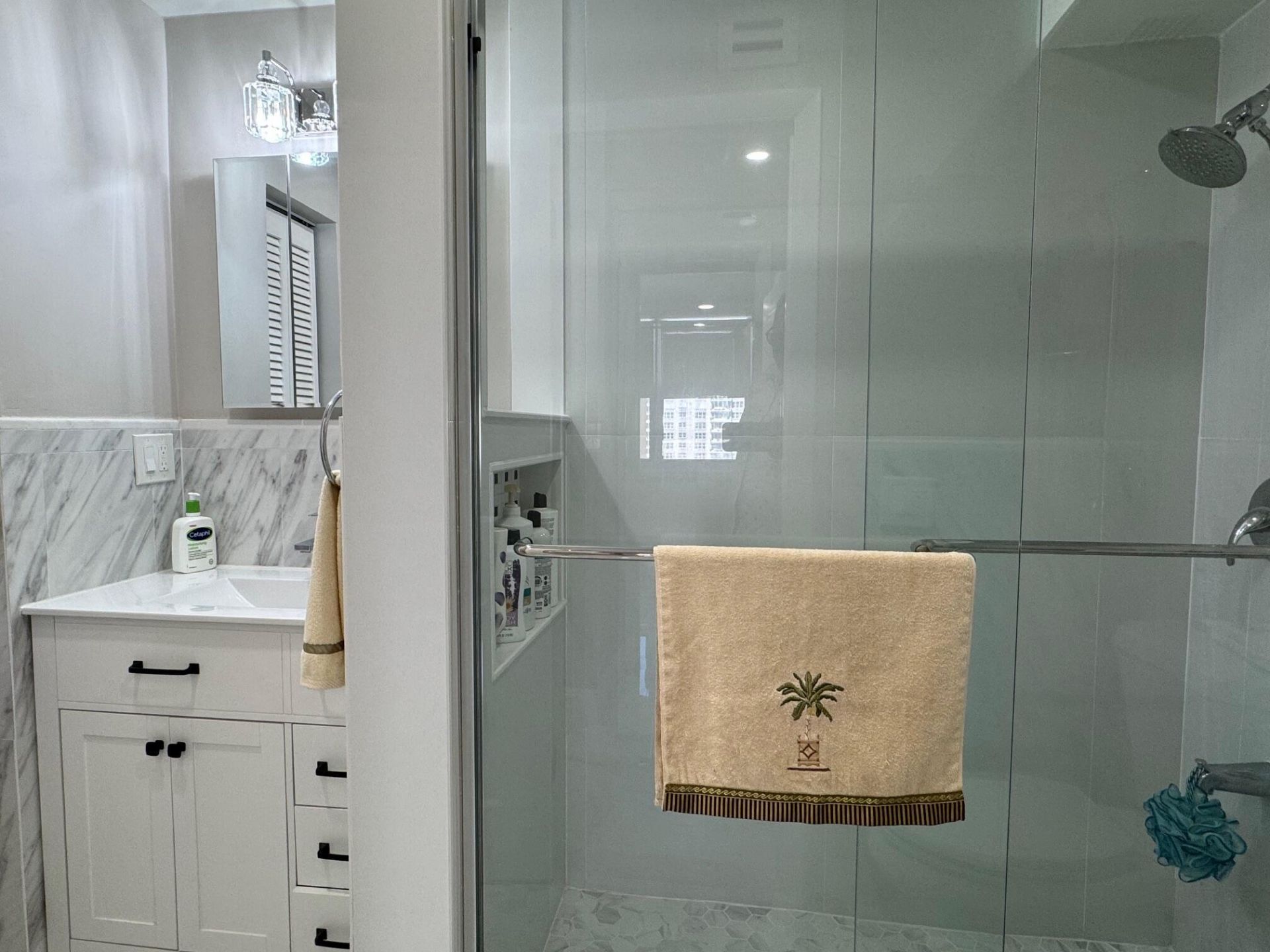 305 N Pompano Beach Boulevard, Unit 1007, Pompano Beach, FL 33062 Photo