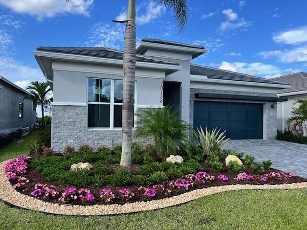 10158 Timber Crk Way, Palm Beach Gardens, FL 33412