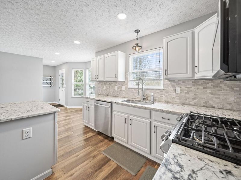 7482 Bunker Ridge Court , Blacklick, OH 43004 Photo 9