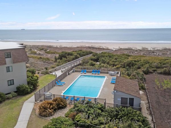 2008 E Ft Macon Road, Unit I-8, Atlantic Beach, NC 28512