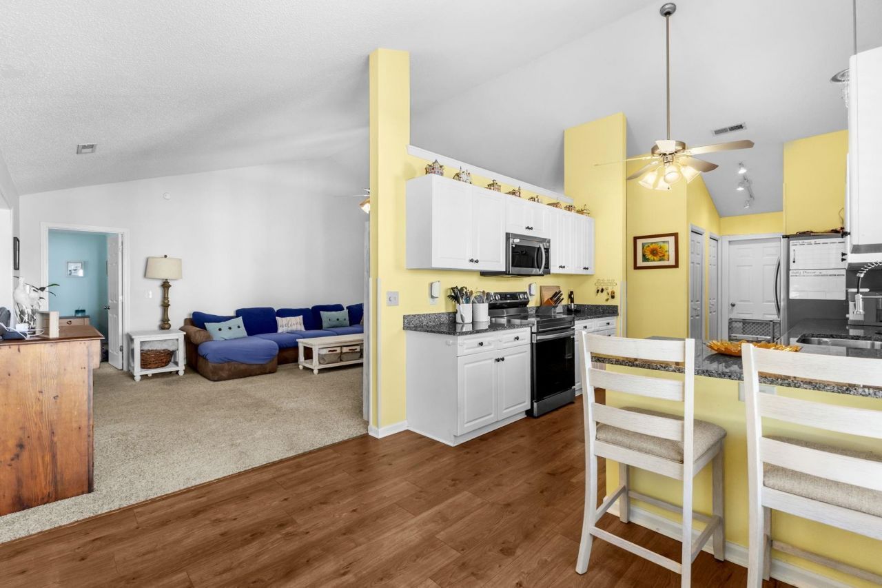 916 Dunrobin Ln. Photo 19