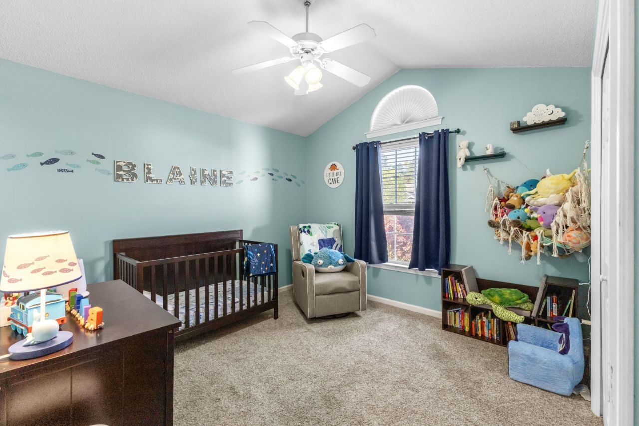 916 Dunrobin Ln. Photo 28