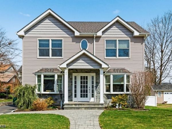 44 Laura Ave, Nutley, NJ 07110