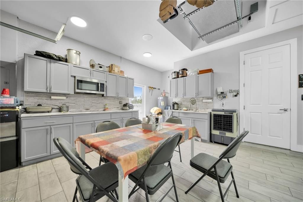 935 Beverly St E, Lehigh Acres, FL 33974 Photo