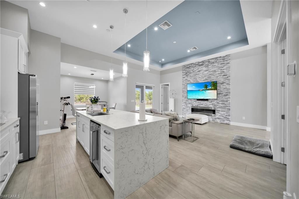 935 Beverly St E, Lehigh Acres, FL 33974 Photo