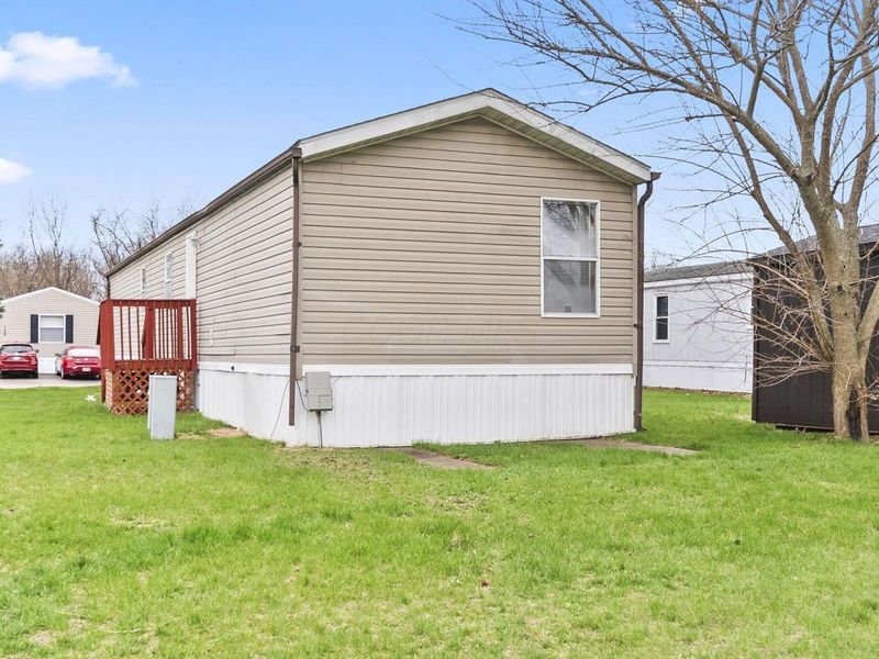 170 Spruce Ridge Drive , Ashville, OH 43103 Photo 9