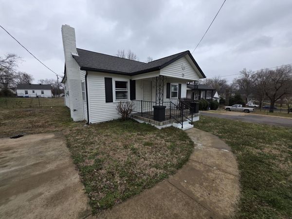 76 Elberta St , Nashville, TN 37210
