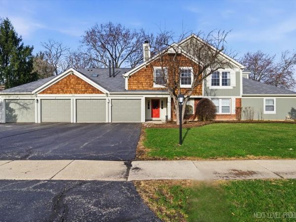 870 S Kilkenny Drive , Unit D, Wheaton, IL 60189