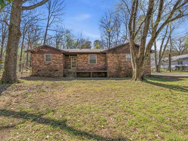 6031 Gribble Road, Jacksonville, AR 72076