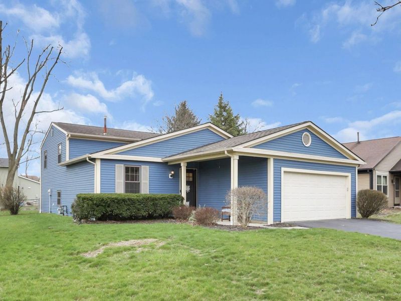 2417 Fernwood Avenue, Grove City, OH 43123 Photo 1