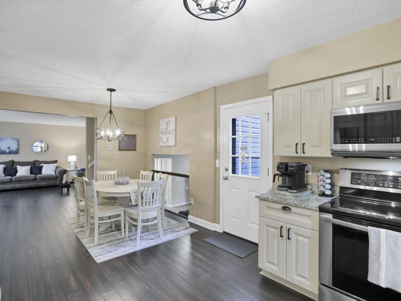 2417 Fernwood Avenue, Grove City, OH 43123 Photo 17