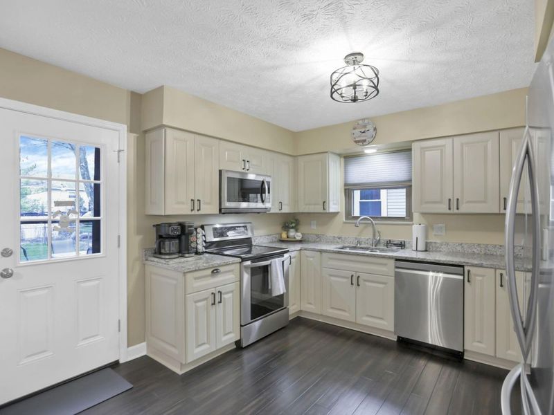 2417 Fernwood Avenue, Grove City, OH 43123 Photo 21