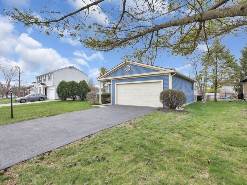 2417 Fernwood Avenue, Grove City, OH 43123 Photo 7