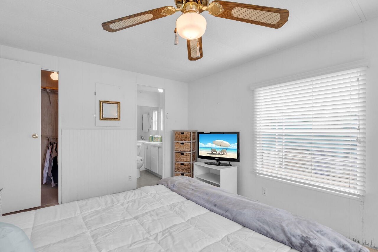 812 S Silver Circle, Key Largo, FL 33037 Photo