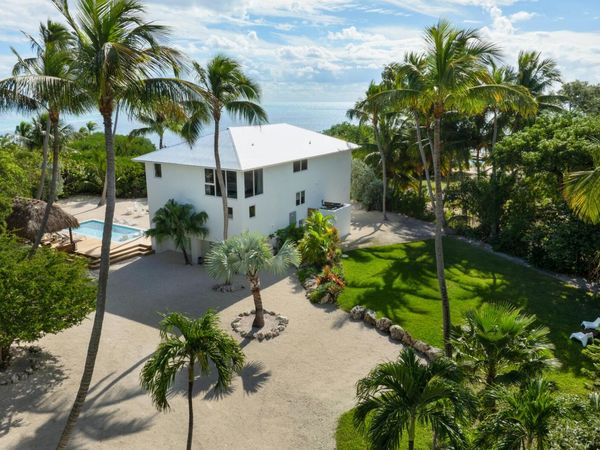 83407 Old Highway, ISLAMORADA, FL 33036