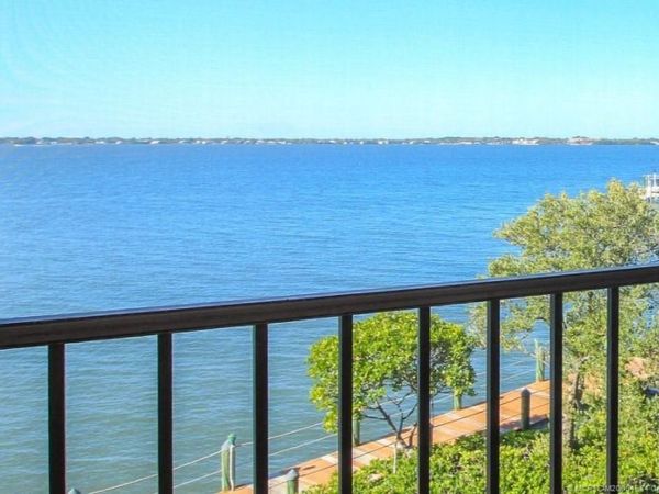 4680 NE Sandpebble Trace, Unit 303, Stuart, FL 34996