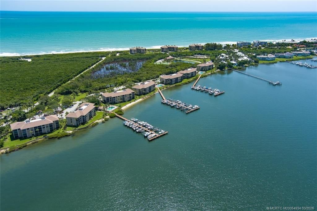 4680 NE Sandpebble Trace, Unit 303, Stuart, FL 34996 Photo