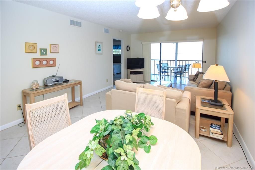 4680 NE Sandpebble Trace, Unit 303, Stuart, FL 34996 Photo