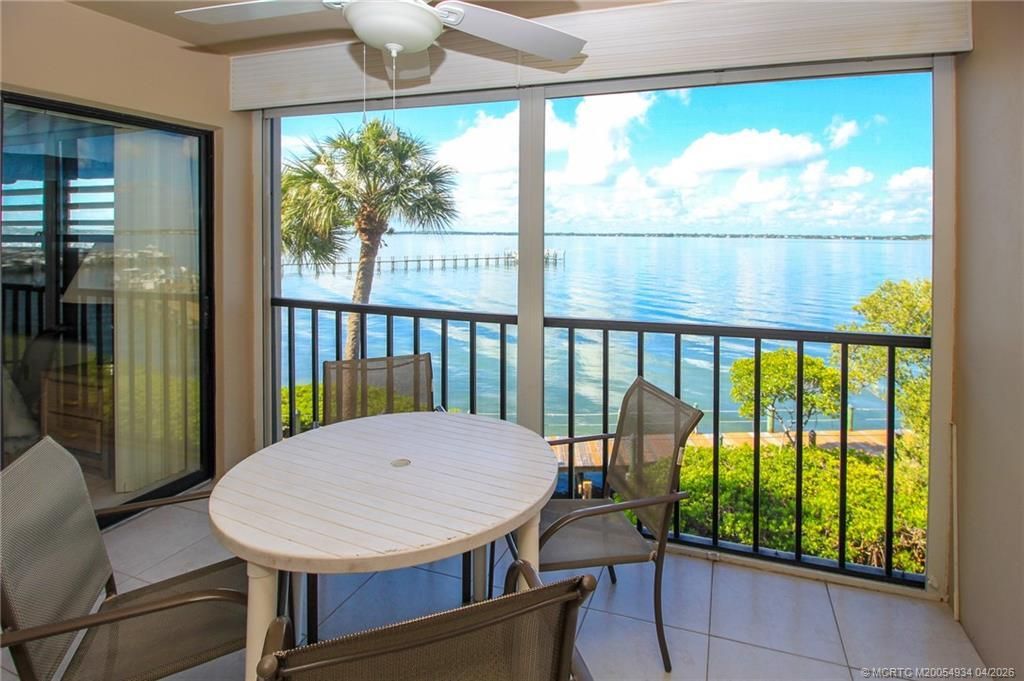 4680 NE Sandpebble Trace, Unit 303, Stuart, FL 34996 Photo