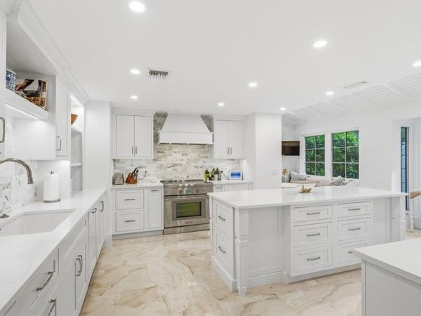 1395 Ivy Court, Unit 201, Vero Beach, FL 32963