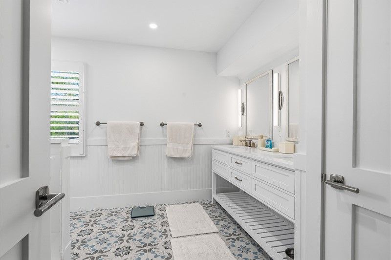 1395 Ivy Court, Unit 201, Vero Beach, FL 32963 Photo