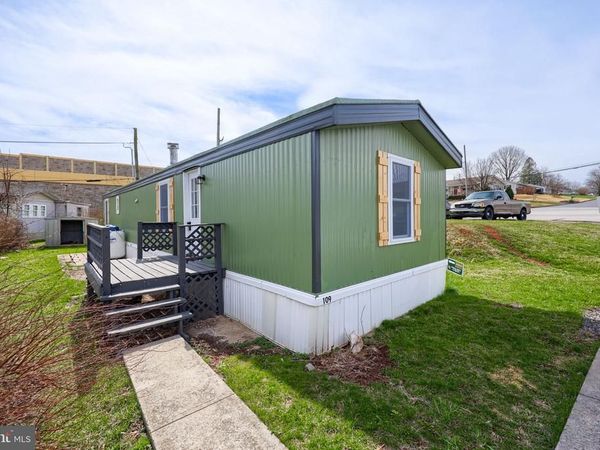 109 EBY LANE, MIDDLETOWN, PA 17057