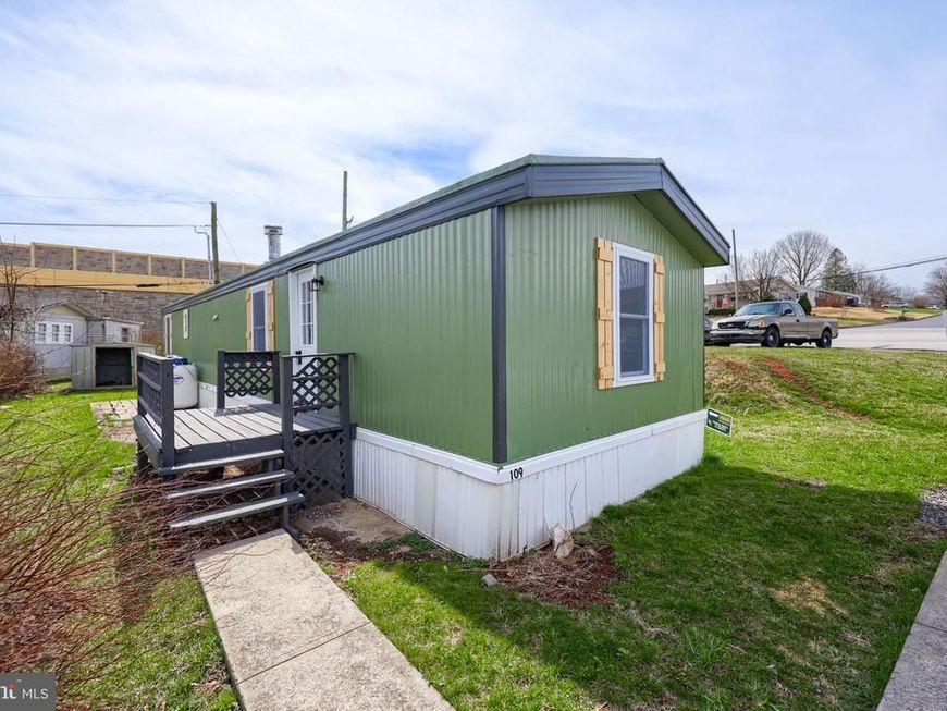 109 Eby Lane, Middletown, PA 17057 Main Photo