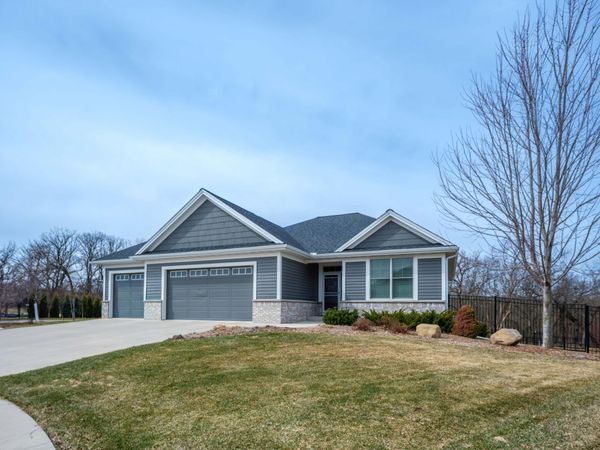 2482 Fieldstone Road SW, Rochester, MN 55902