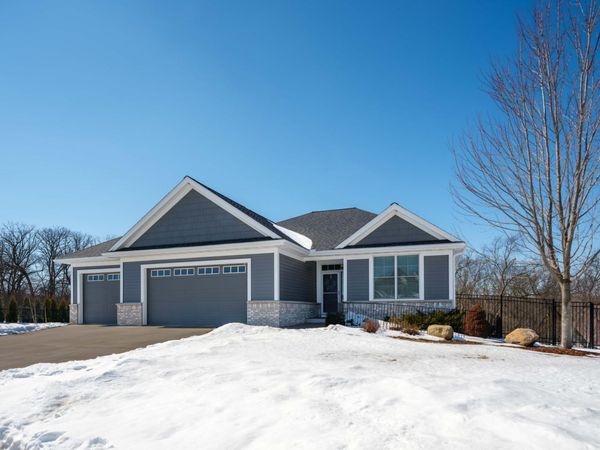 2482 Fieldstone Road SW, Rochester, MN 55902