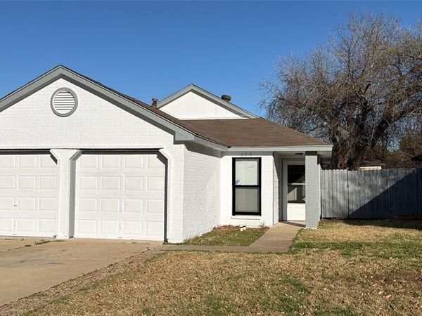 6715 Cuculu Drive, Fort Worth, TX 76133