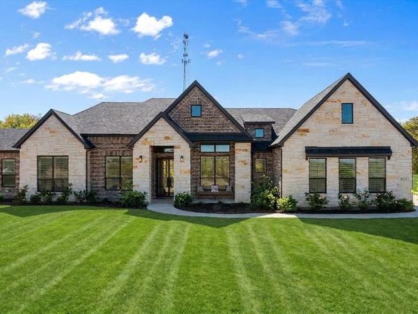 8011 Brownie Luker Boulevard, Granbury, TX 76048