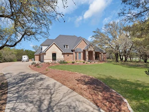 2526 Hayley Drive, Weatherford, TX 76085
