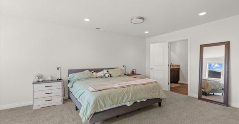 18661 Village Center Drive, Reno, NV 89508 Photo