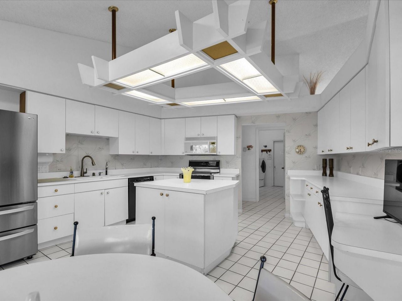 6821 Country Lakes Circle, Sarasota, FL 34243 Photo