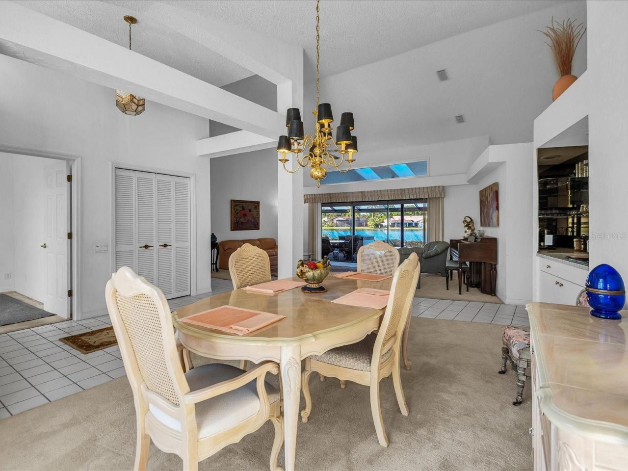 6821 Country Lakes Circle, Sarasota, FL 34243 Photo