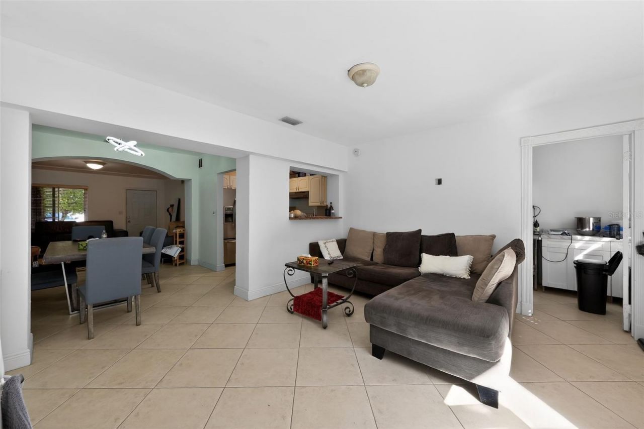 2131 Biarritz Drive, Miami Beach, FL 33141 Photo
