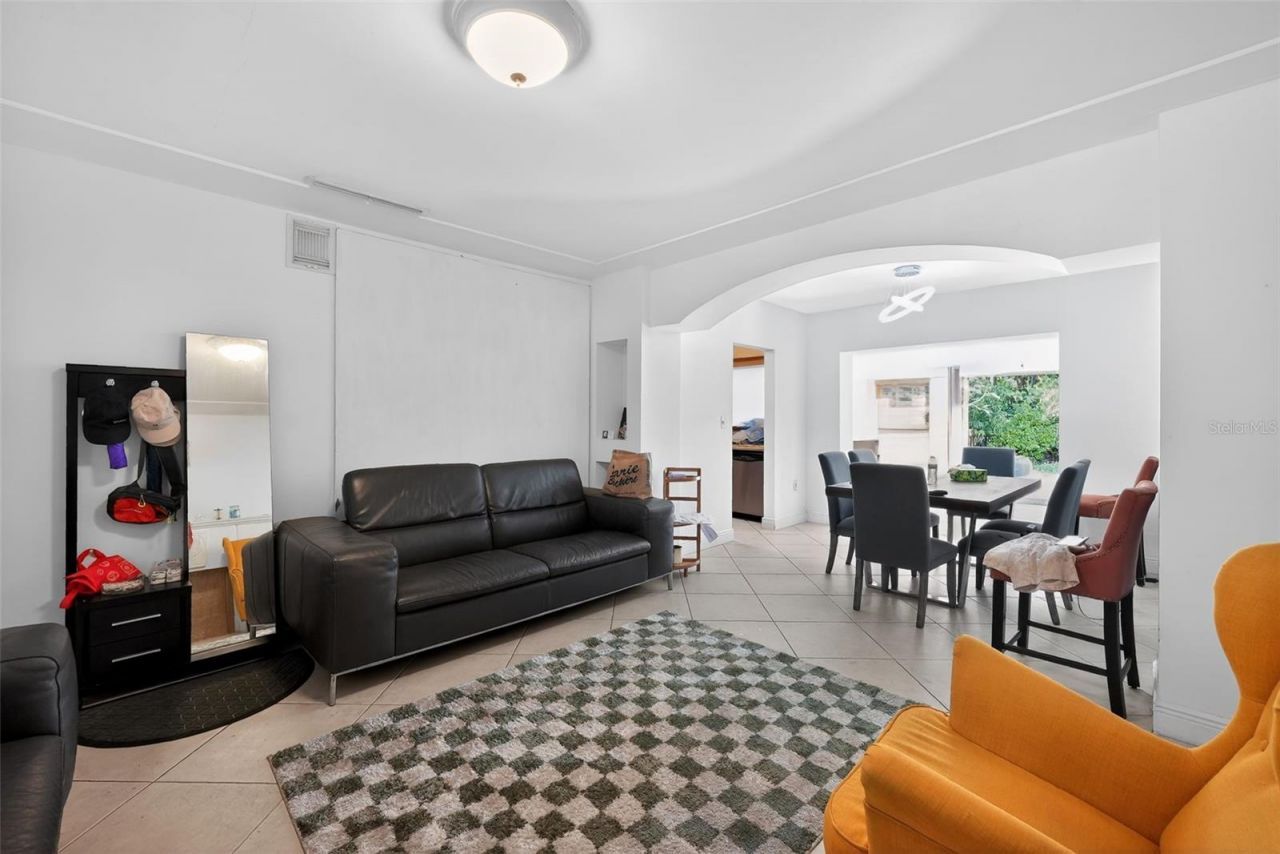 2131 Biarritz Drive, Miami Beach, FL 33141 Photo