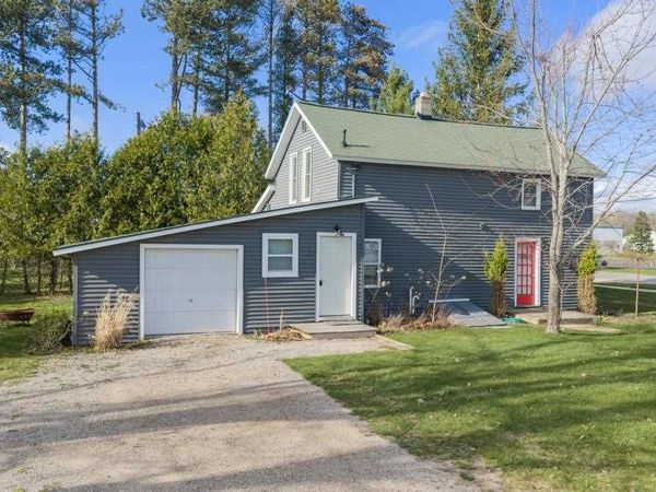 917 State Street, Harbor Springs, MI 49740