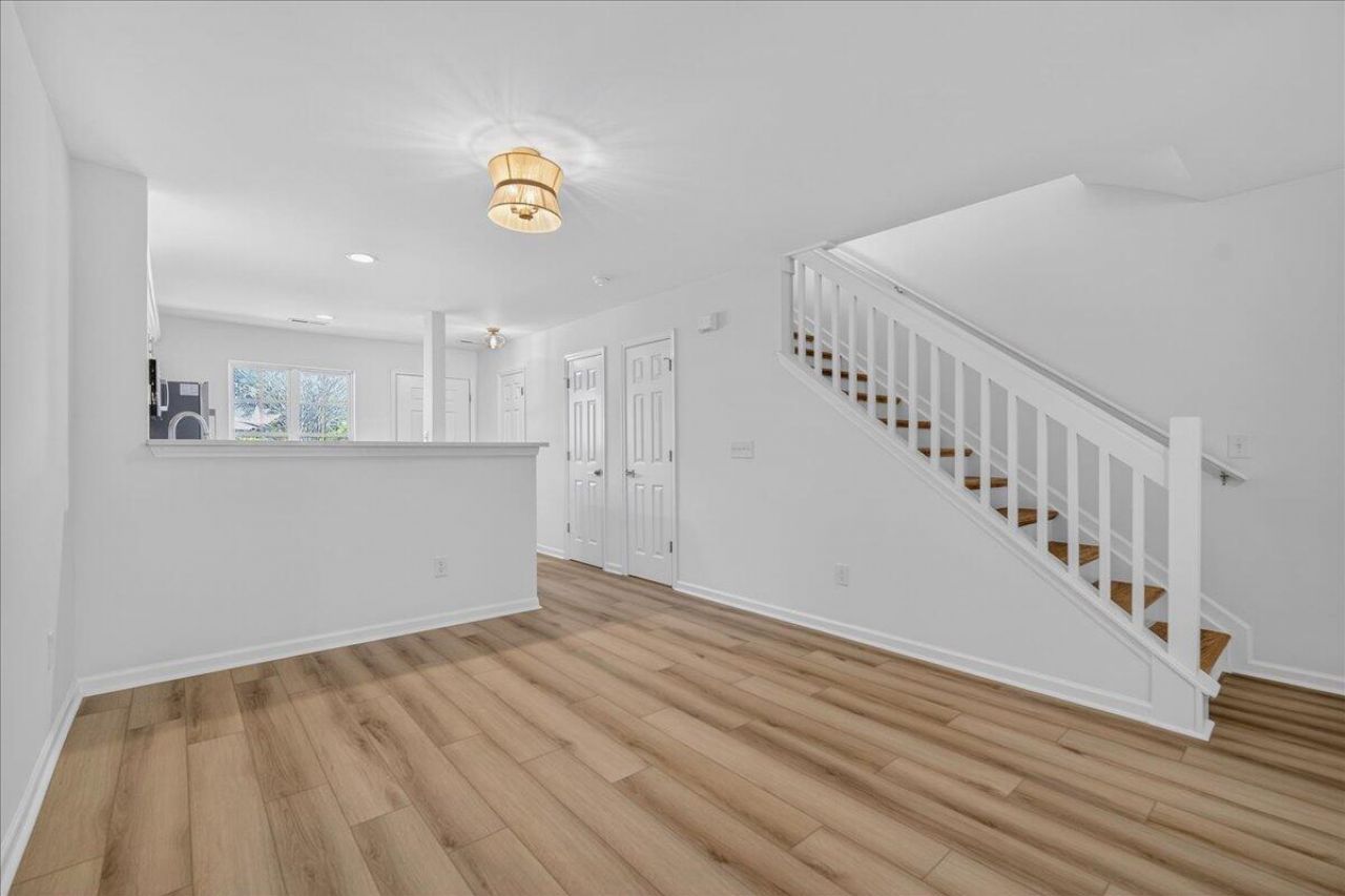 133 Taylor Circle Photo 13