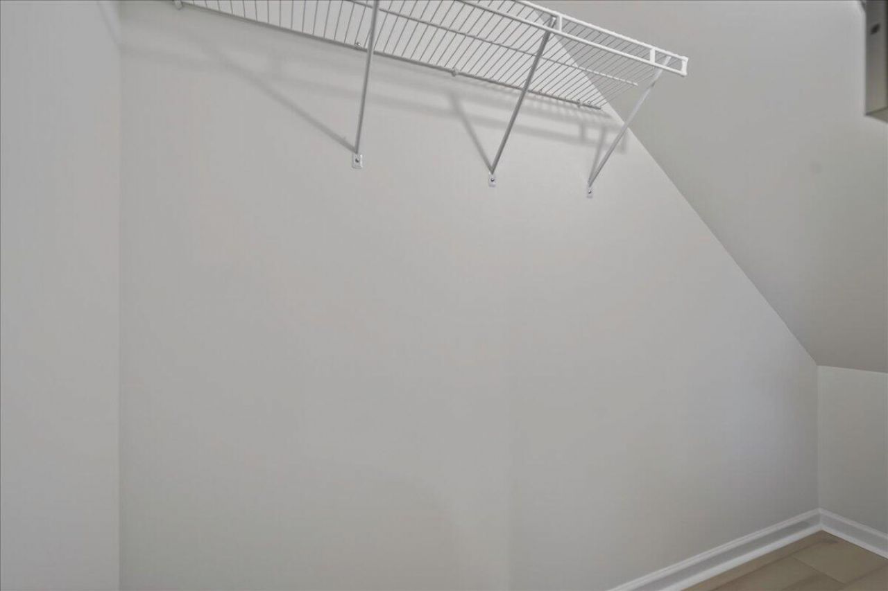 133 Taylor Circle Photo 17