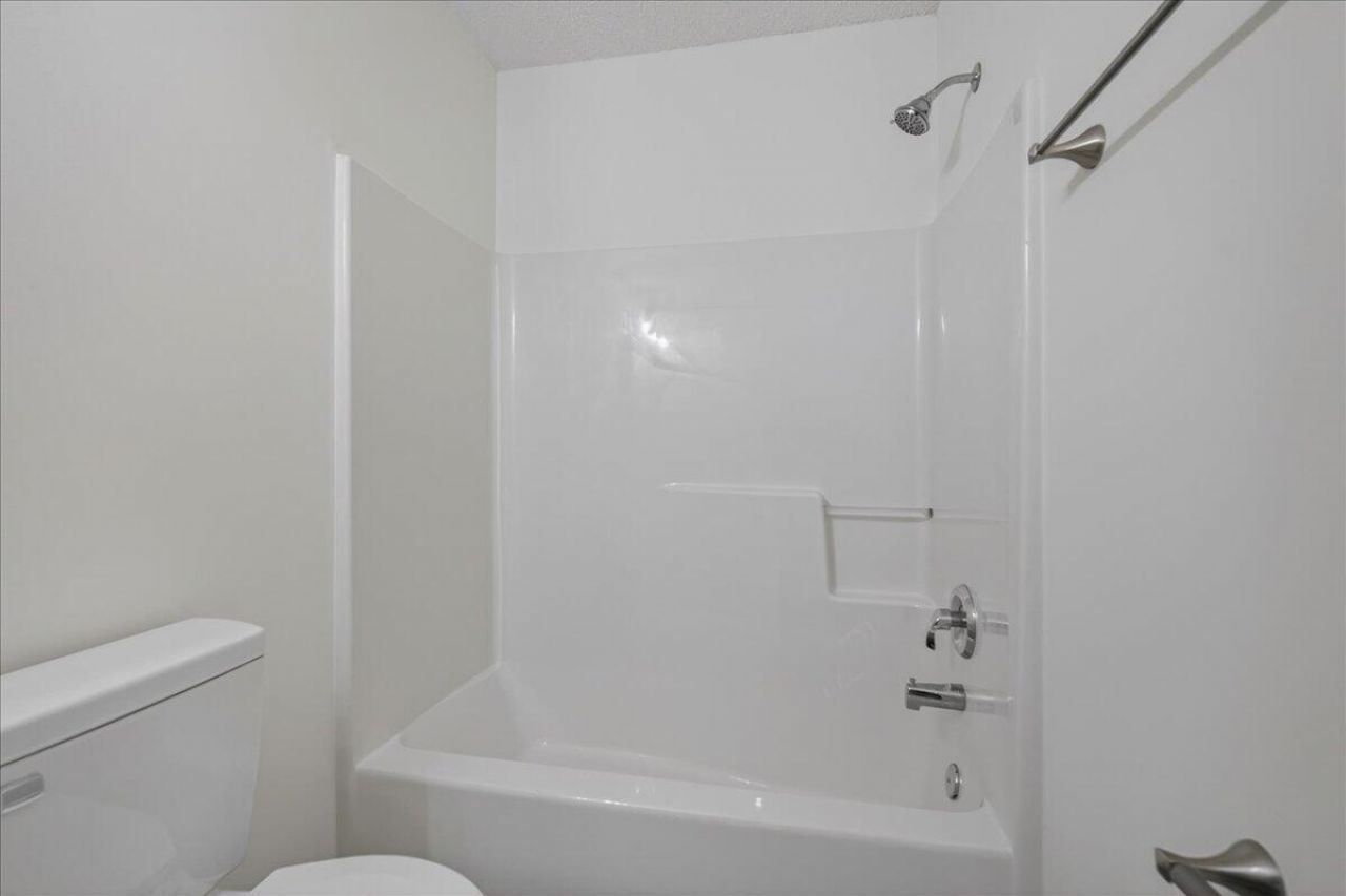 133 Taylor Circle Photo 24