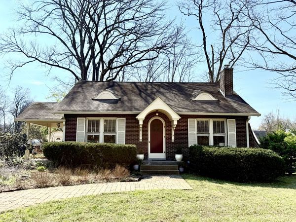 1009 Glendale Ln, Nashville, TN 37204