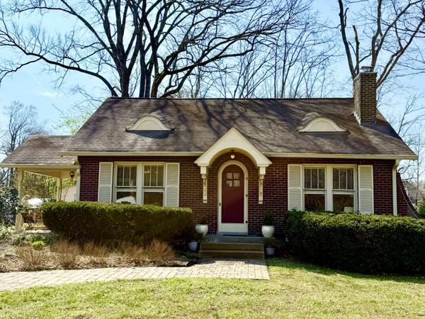 1009 Glendale Ln, Nashville, TN 37204