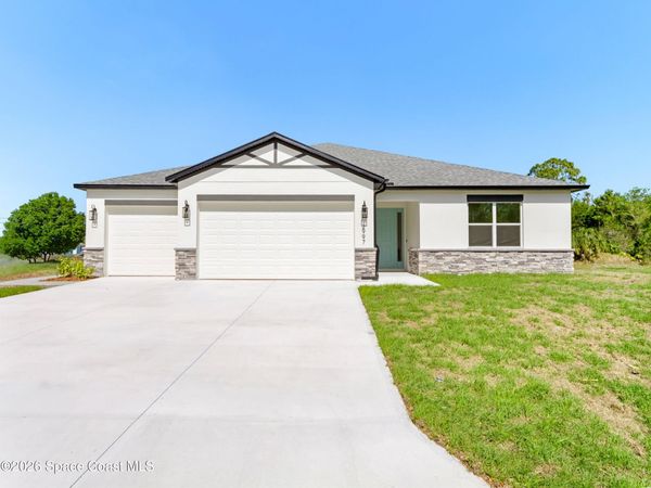 2997 Tivoli Avenue SE, Palm Bay, FL 32909